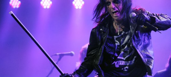 Rock-horror icon Alice Cooper is teaming up with Universal Studios Hollywood to spin a new collection of disturbing horror imagery in its newest Halloween Horror Nights maze, Alice Cooper: Welcome To My Nightmare, which is (continued…)